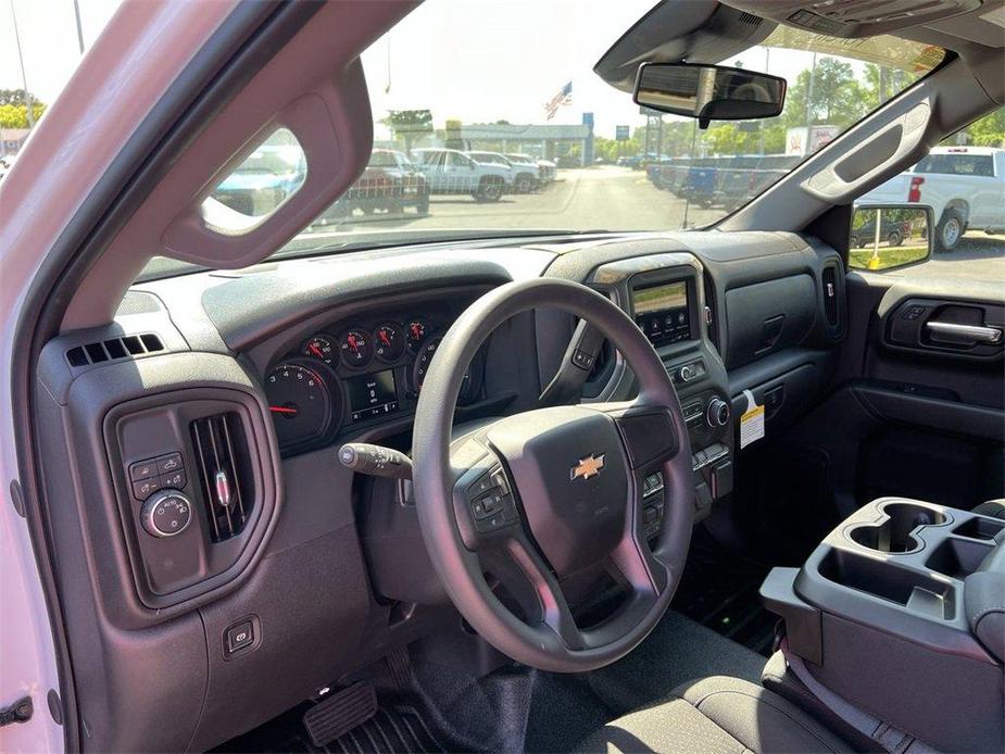 new 2024 Chevrolet Silverado 1500 car, priced at $40,490