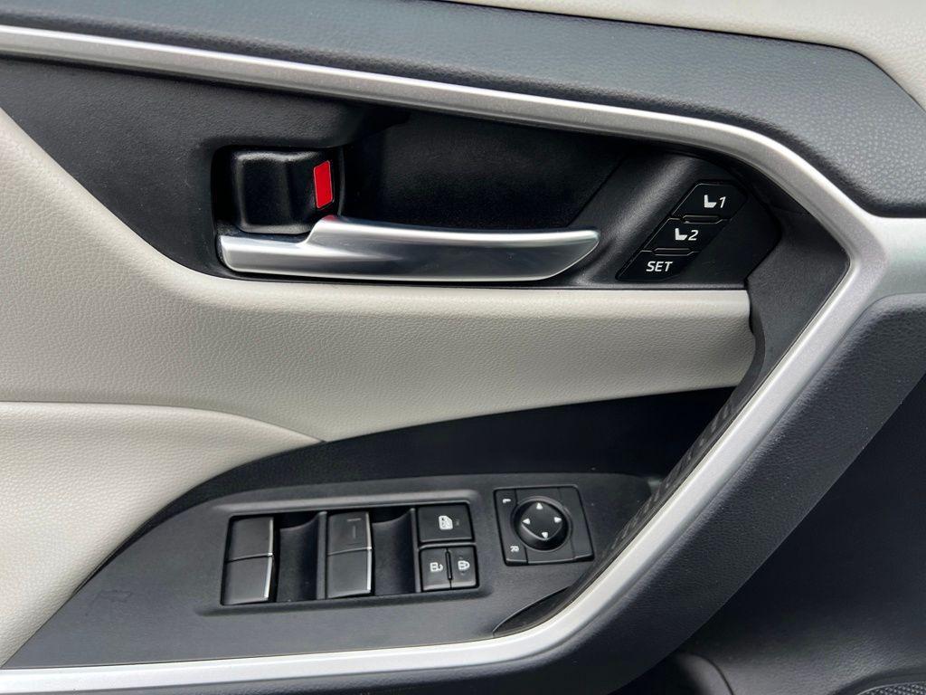used 2021 Toyota RAV4 car, priced at $28,736