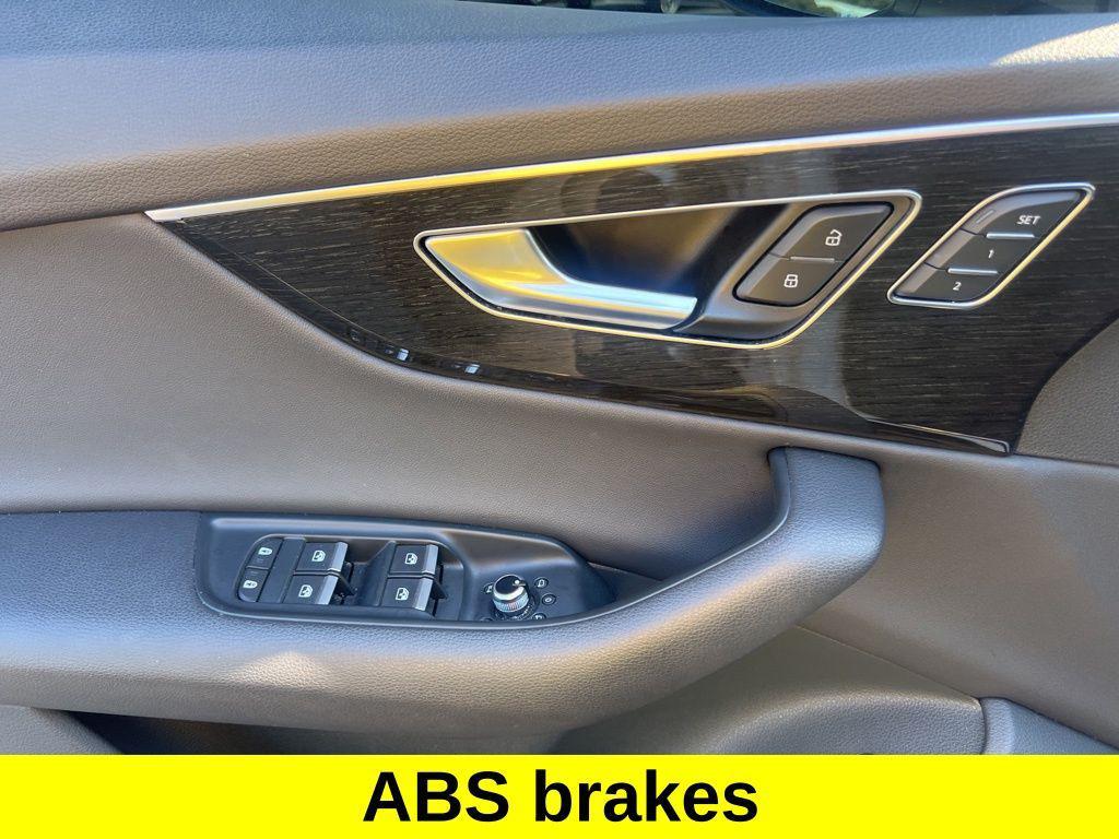 used 2021 Audi Q7 car, priced at $31,392