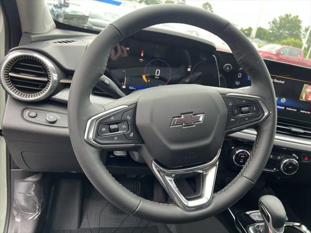 new 2025 Chevrolet Trax car, priced at $25,489