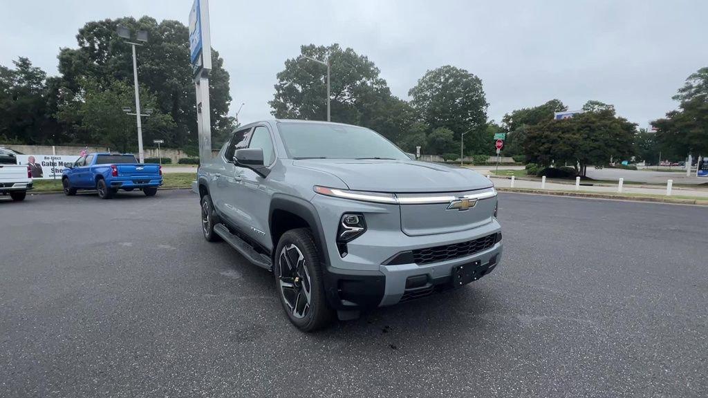 new 2026 Chevrolet Silverado EV car, priced at $95,069