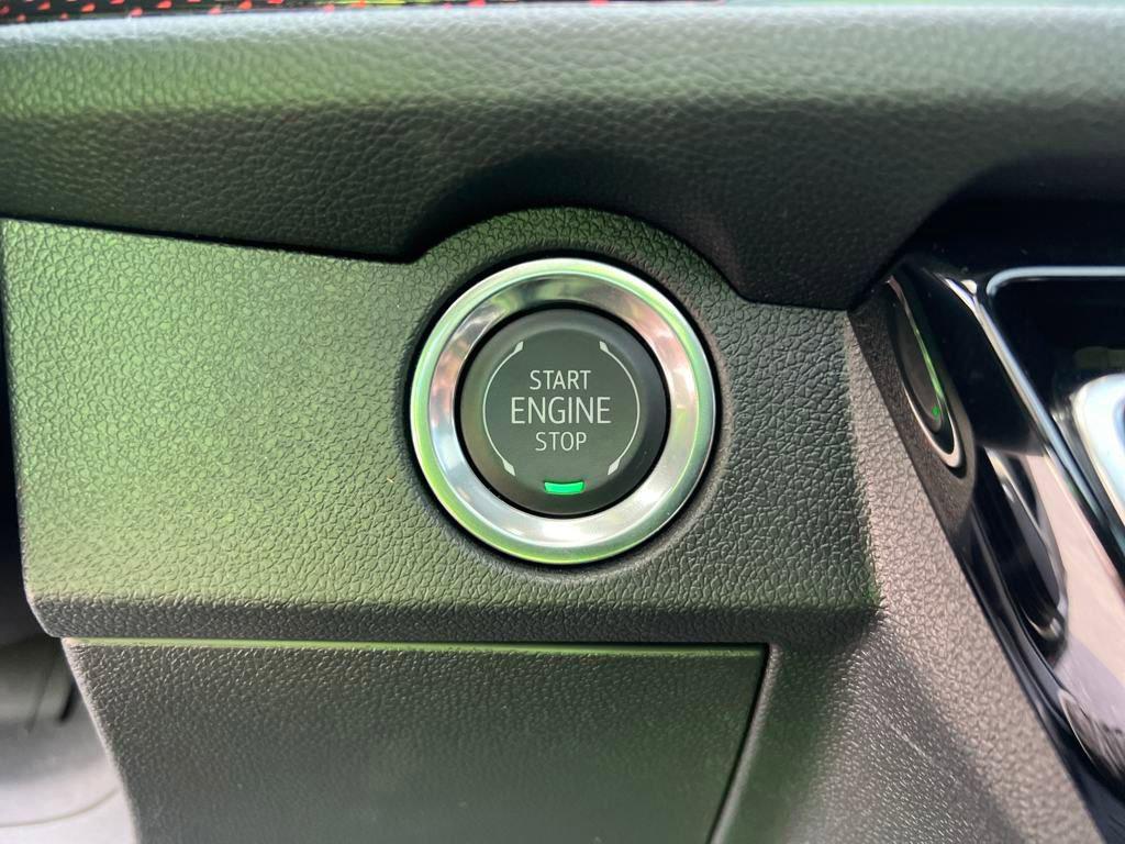 new 2025 Chevrolet Traverse car, priced at $56,004
