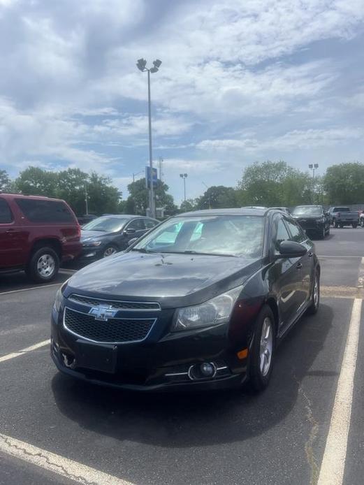 used 2014 Chevrolet Cruze car, priced at $13,995