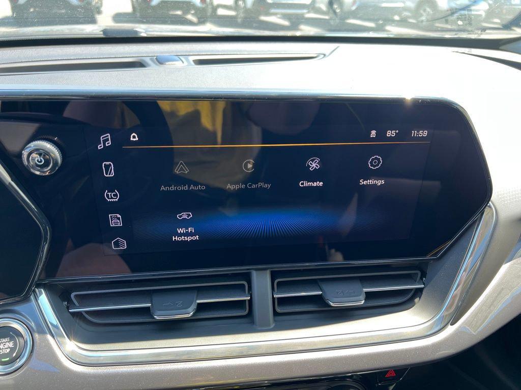 new 2025 Chevrolet Trax car, priced at $26,586