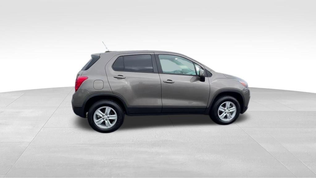 used 2021 Chevrolet Trax car, priced at $16,700