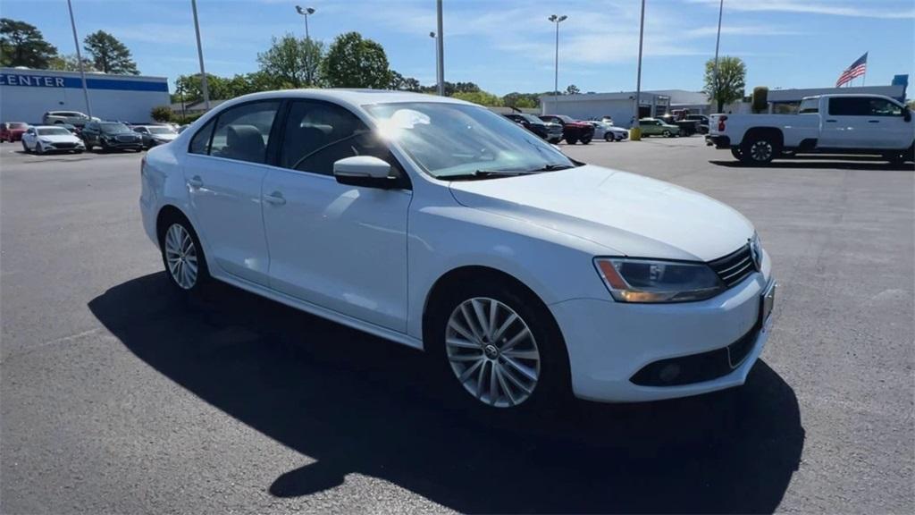 used 2014 Volkswagen Jetta car, priced at $14,995