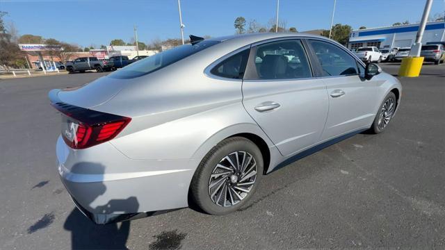 used 2023 Hyundai Sonata Hybrid car, priced at $25,600