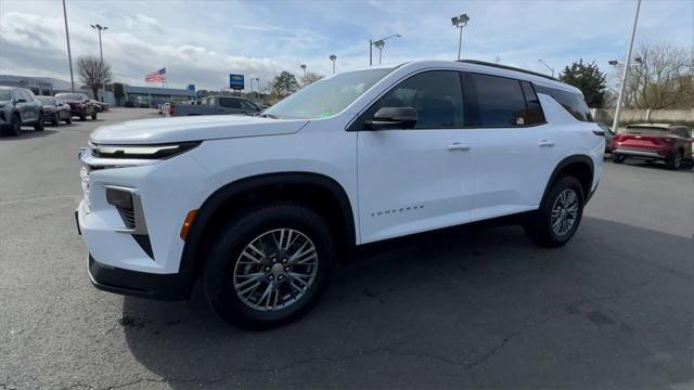 new 2025 Chevrolet Traverse car, priced at $42,894