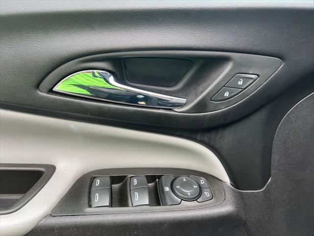 used 2024 Chevrolet Equinox car, priced at $22,868