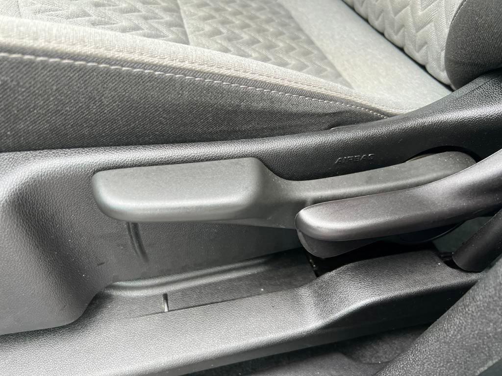 used 2024 Chevrolet Equinox car, priced at $21,954