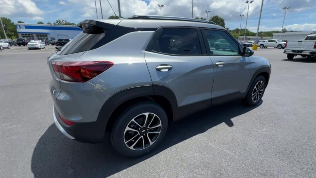 new 2024 Chevrolet TrailBlazer car, priced at $26,225