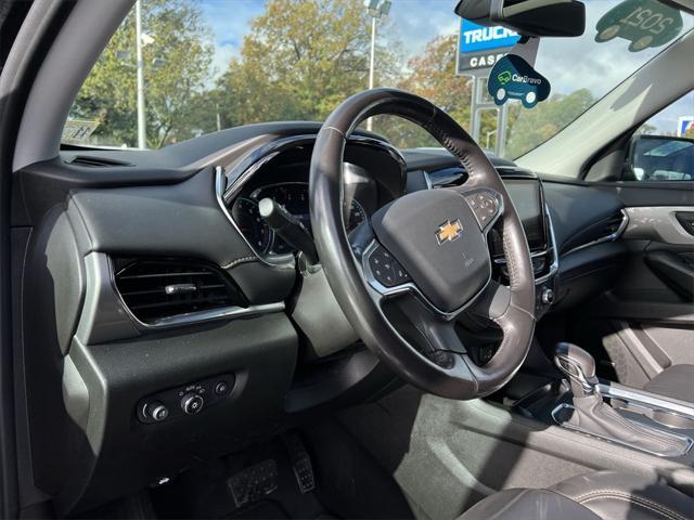 used 2021 Chevrolet Traverse car, priced at $31,990