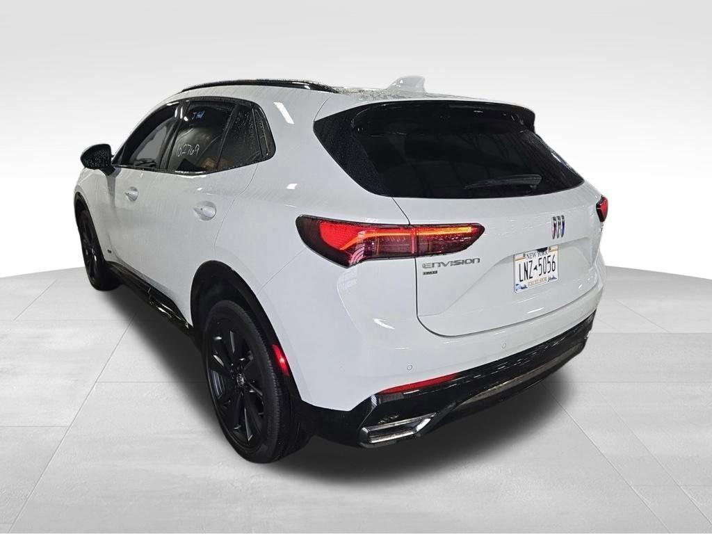 used 2024 Buick Envision car, priced at $30,000