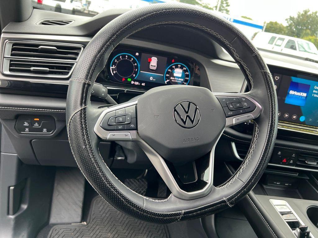 used 2024 Volkswagen Atlas Cross Sport car, priced at $30,995