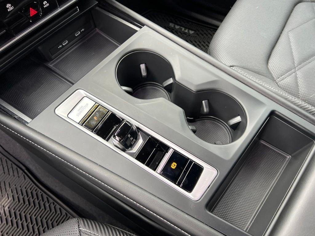 used 2024 Volkswagen Atlas Cross Sport car, priced at $30,995