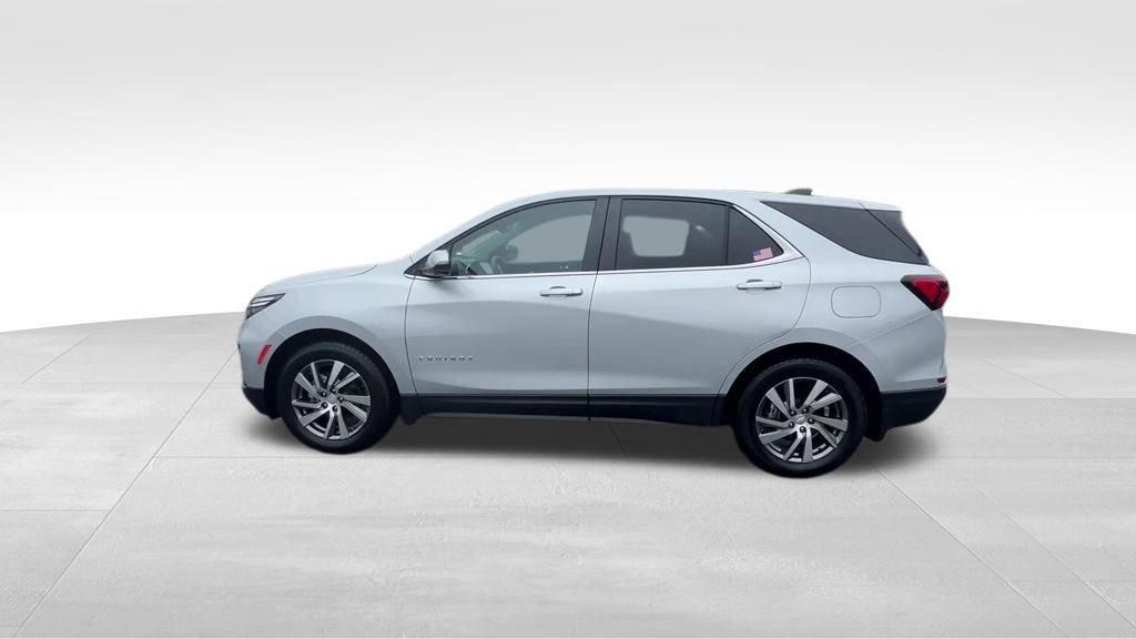 used 2022 Chevrolet Equinox car, priced at $22,054