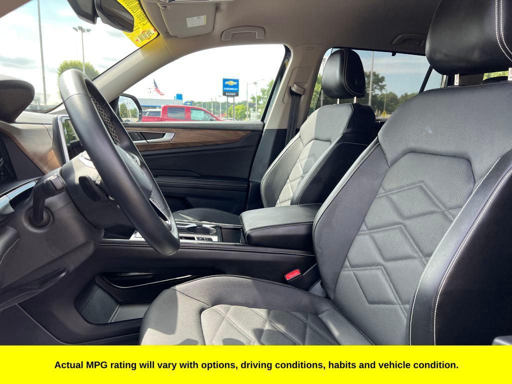 used 2024 Volkswagen Atlas car, priced at $33,762