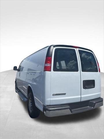 used 2022 Chevrolet Express 2500 car