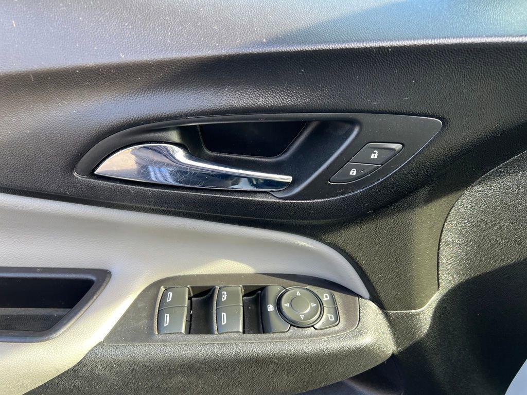 used 2019 Chevrolet Equinox car, priced at $13,900