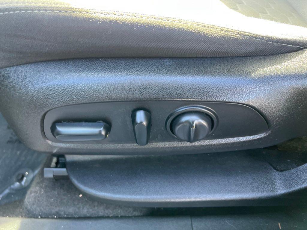 used 2019 Chevrolet Equinox car, priced at $13,900