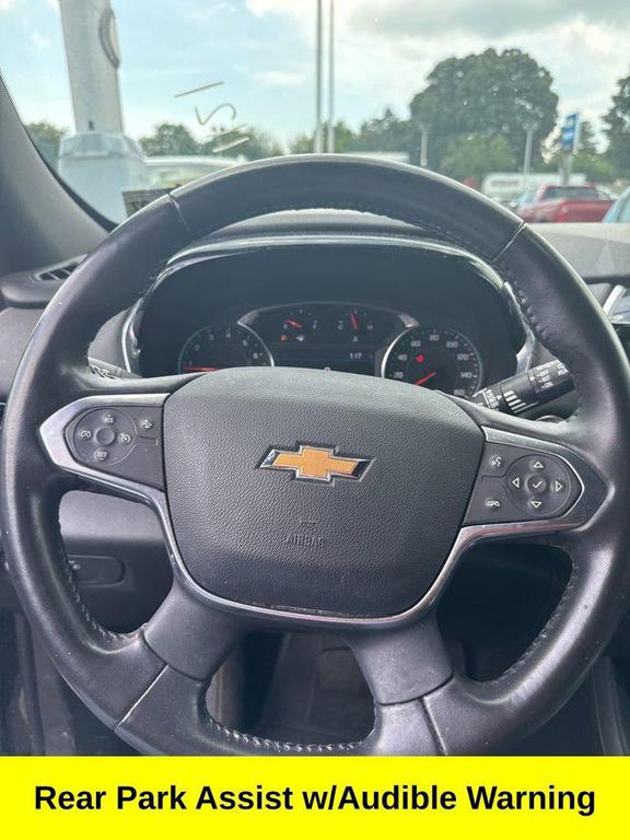 used 2022 Chevrolet Traverse car, priced at $31,601