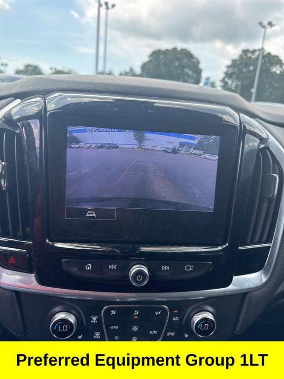 used 2022 Chevrolet Traverse car, priced at $31,601