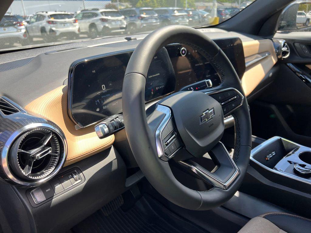 new 2026 Chevrolet Equinox car, priced at $38,290