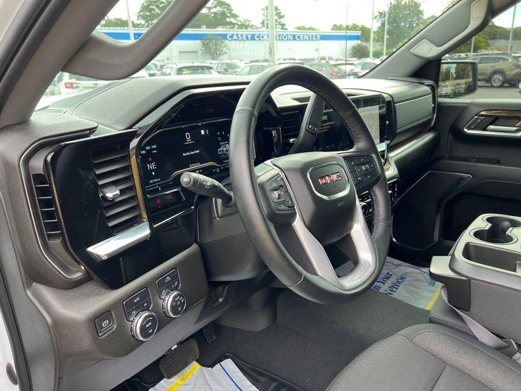 used 2023 GMC Sierra 1500 car, priced at $44,187