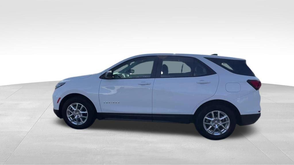 used 2022 Chevrolet Equinox car, priced at $22,900