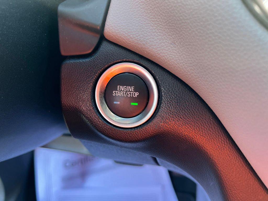 used 2022 Chevrolet Equinox car, priced at $22,900