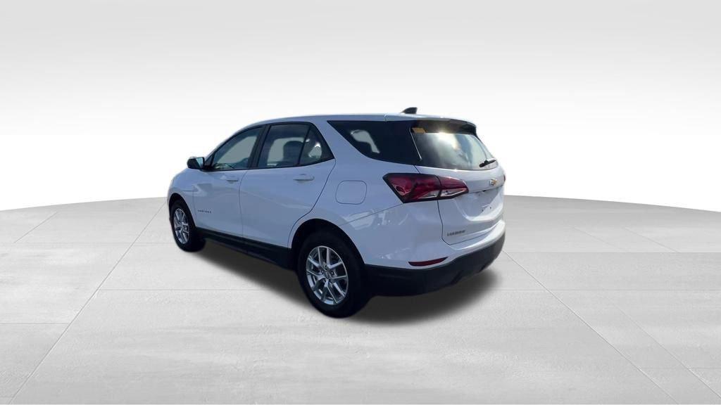 used 2022 Chevrolet Equinox car, priced at $22,900