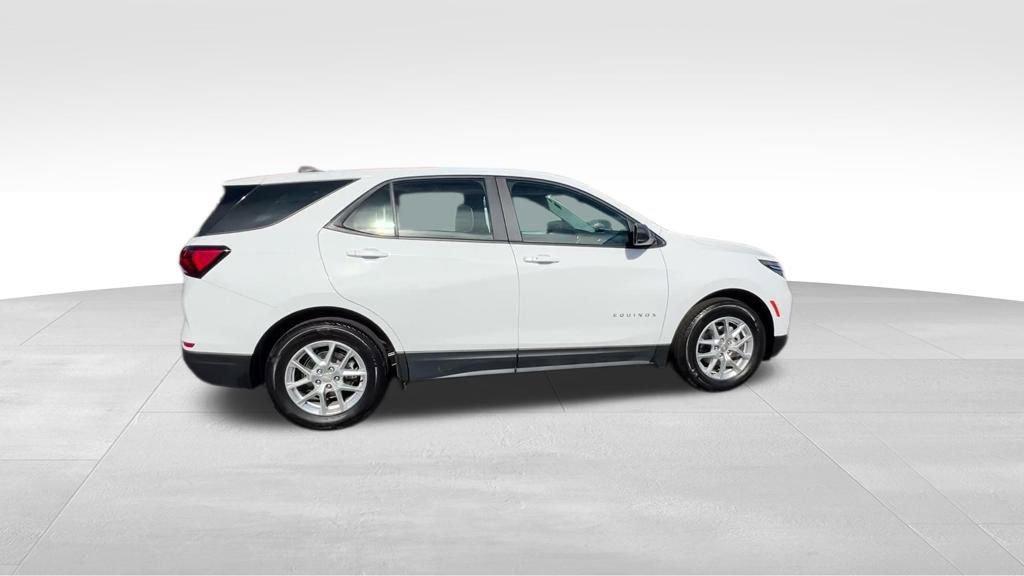 used 2022 Chevrolet Equinox car, priced at $22,900