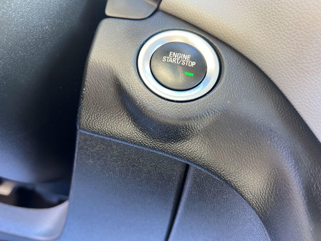 used 2020 Chevrolet Equinox car, priced at $16,995