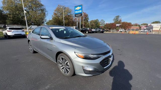 new 2025 Chevrolet Malibu car, priced at $28,245