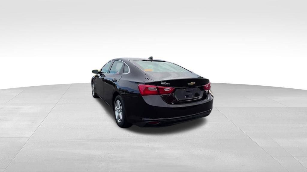 used 2021 Chevrolet Malibu car, priced at $15,591