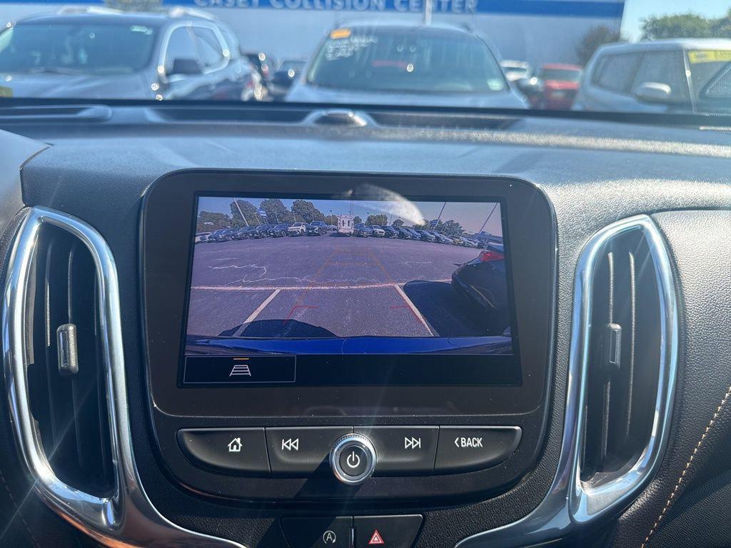 used 2022 Chevrolet Equinox car, priced at $22,786
