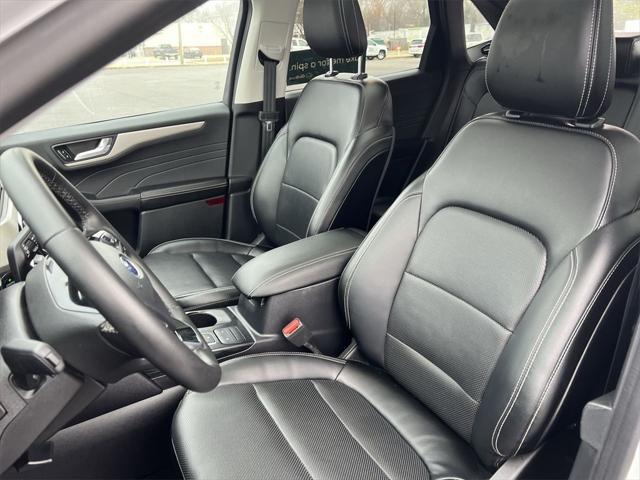 used 2022 Ford Escape car, priced at $24,316