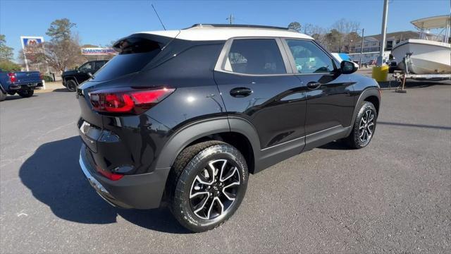 new 2025 Chevrolet TrailBlazer car, priced at $30,685