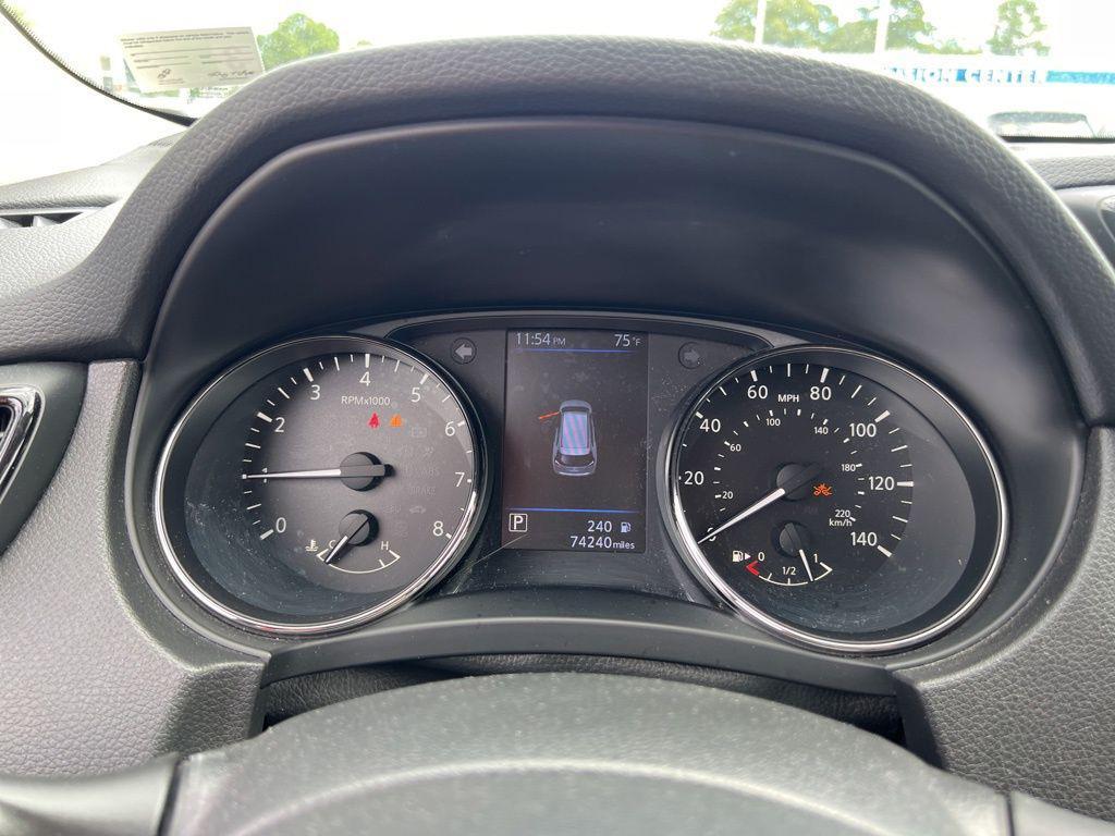 used 2020 Nissan Rogue car, priced at $15,887