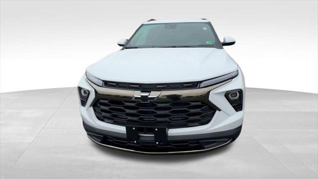 new 2025 Chevrolet TrailBlazer car, priced at $28,535