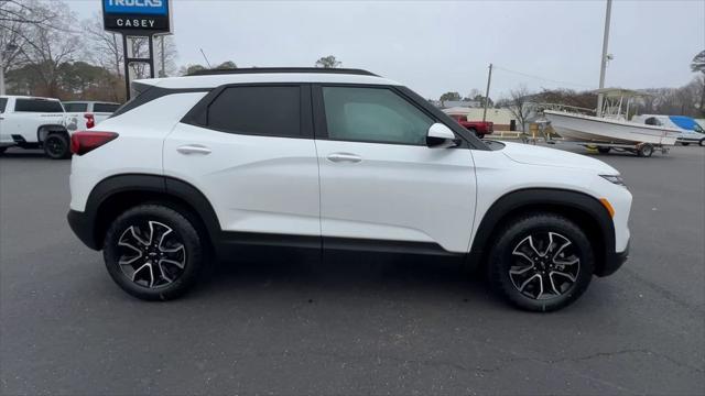 new 2025 Chevrolet TrailBlazer car, priced at $29,285