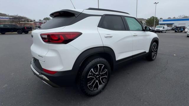 new 2025 Chevrolet TrailBlazer car, priced at $29,285