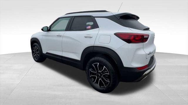 new 2025 Chevrolet TrailBlazer car, priced at $28,535