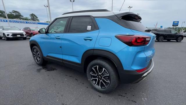 new 2025 Chevrolet TrailBlazer car, priced at $29,879