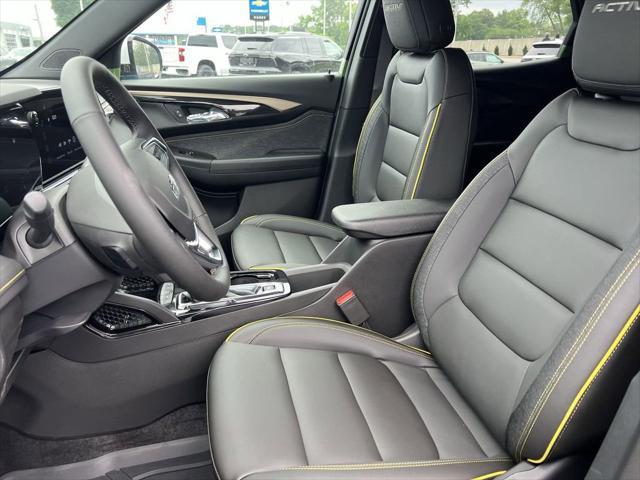 new 2025 Chevrolet TrailBlazer car, priced at $29,879