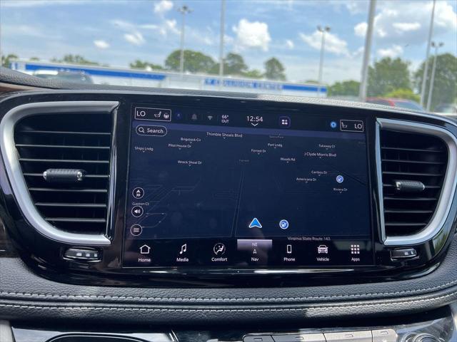 used 2023 Chrysler Pacifica car, priced at $30,571