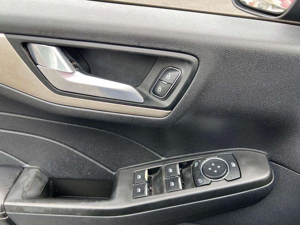 used 2022 Ford Escape car, priced at $20,995