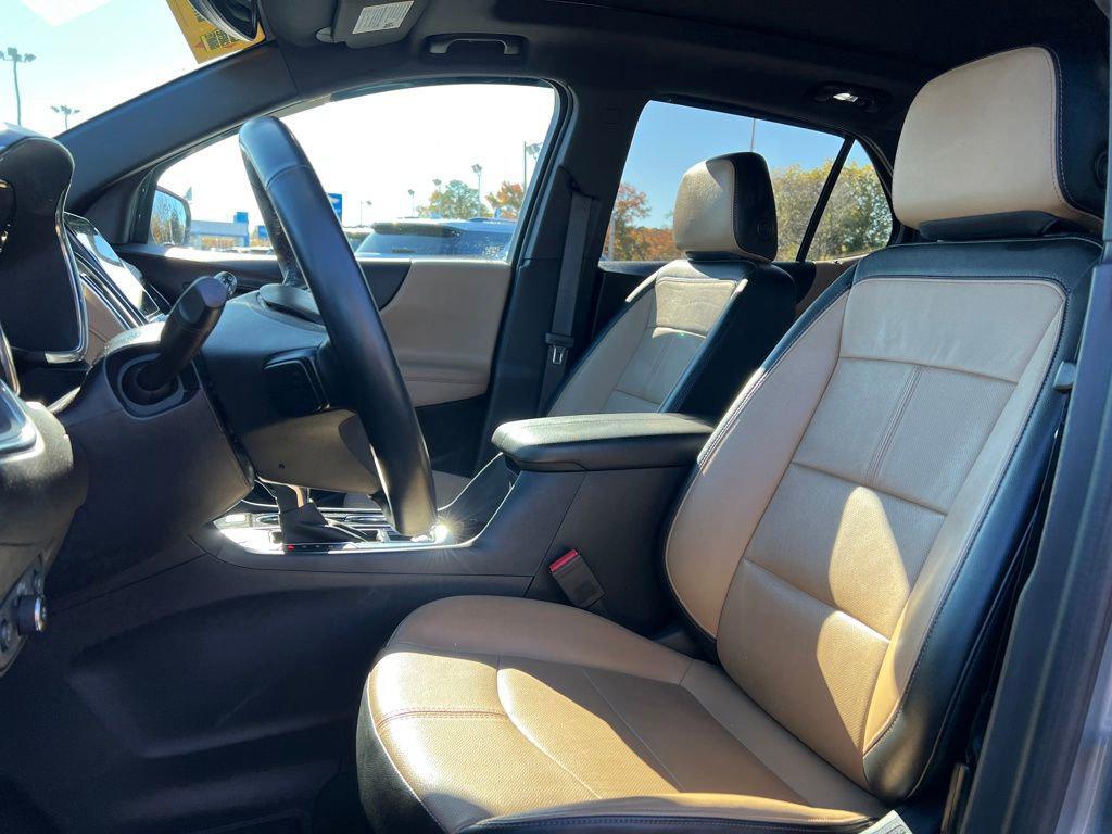 used 2024 Chevrolet Equinox car, priced at $30,000