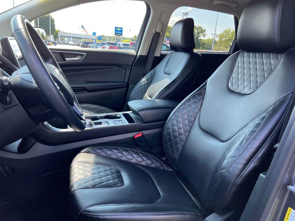 used 2024 Ford Edge car, priced at $28,678