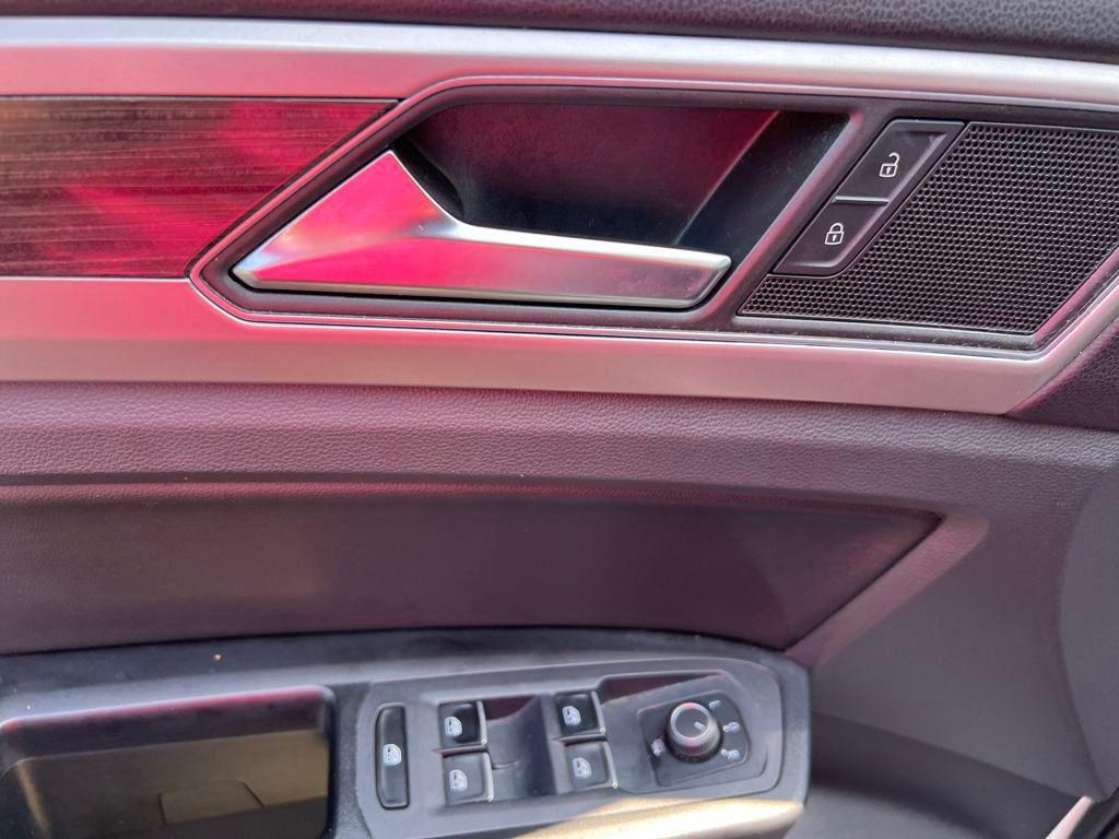 used 2019 Volkswagen Atlas car, priced at $19,997